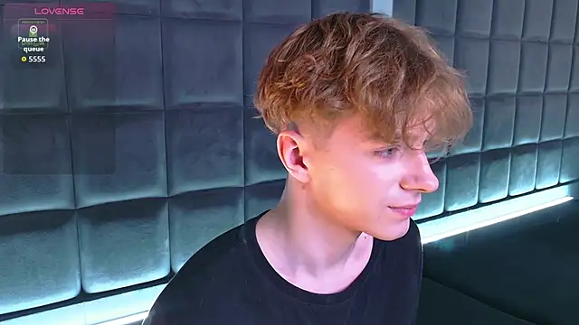 Snapshot of Paul_Holt chatting on 18, 2, 2026 Paul Holt online show from 18, 2, 2026