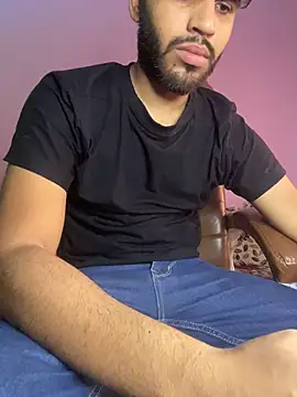 Snapshot of hotyyyyjonny chatting on 25, 6, 2026 hotyyyyjonny online show from 25, 6, 2026