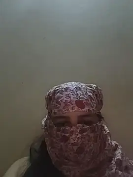 Snapshot of Yamini-X chatting on 14, 11, 2025 Yamini-X online show from 14, 11, 2025