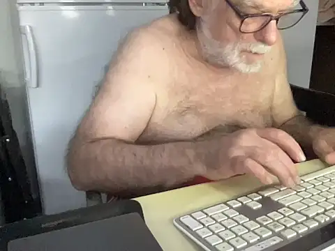 Snapshot of coach-karl chatting on 23, 11, 2025 coach-karl online show from 23, 11, 2025