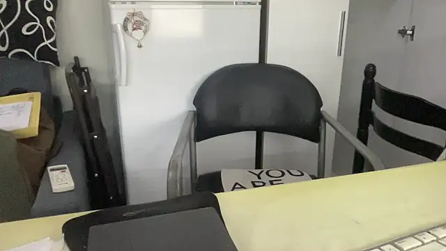 Snapshot of coach-karl chatting on 2, 12, 2025 coach-karl online show from 2, 12, 2025