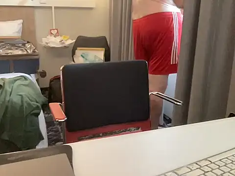 Snapshot of coach-karl chatting on 6, 1, 2026 coach-karl online show from 6, 1, 2026