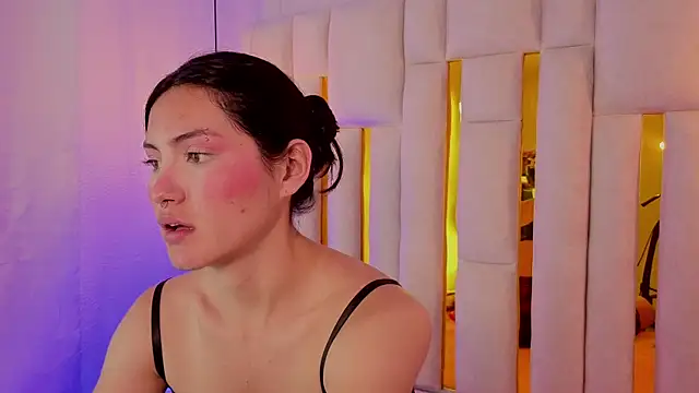 Brandy collinss online show from 7, 4, 2026