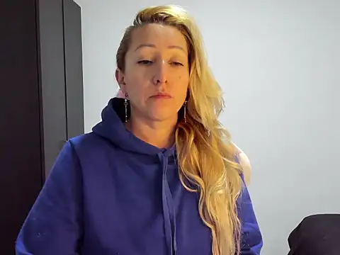 Snapshot of chrystal_sl852 chatting on 7, 2, 2026 chrystal sl852 online show from 7, 2, 2026