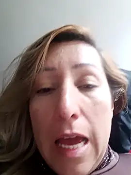 Snapshot of chrystal_sl852 chatting on 14, 2, 2026 chrystal sl852 online show from 14, 2, 2026