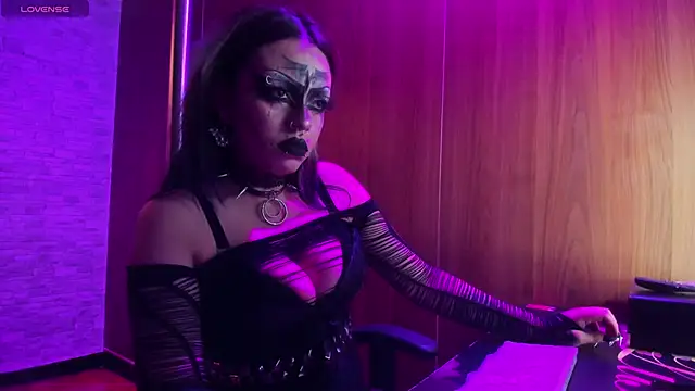 Belladonna trix online show from 13, 12, 2025