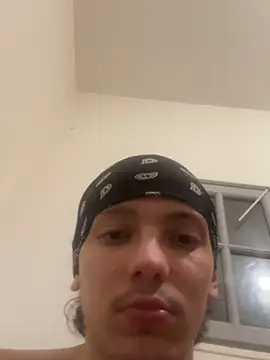 Snapshot of BurstCoquette chatting on 12, 11, 2025 BurstCoquette online show from 12, 11, 2025