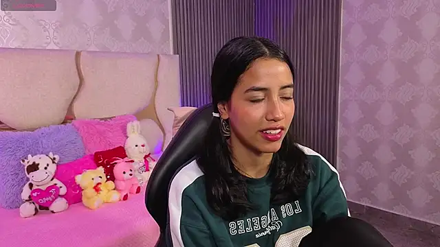 Snapshot of Joselyn_tay chatting on 13, 5, 2026 Joselyn tay online show from 13, 5, 2026