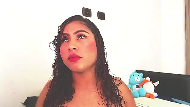 Snapshot of VeronicaGutierrez chatting on 3, 12, 2025 VeronicaGutierrez online show from 3, 12, 2025