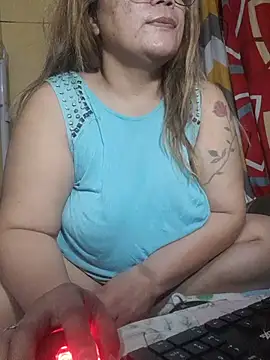 loriepinay46 online show from 28, 7, 2026