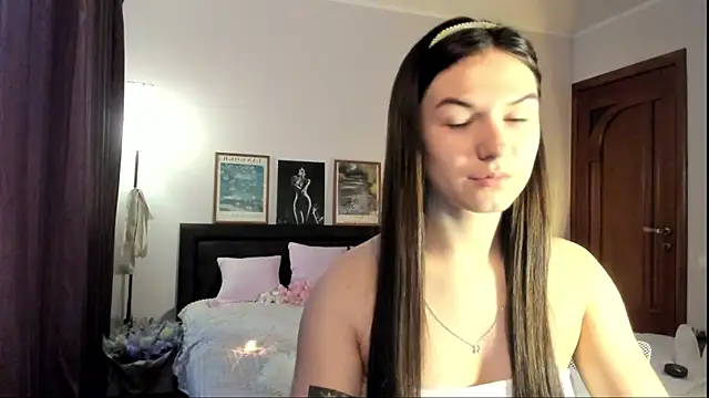 luna lust 212 online show from 27, 6, 2026