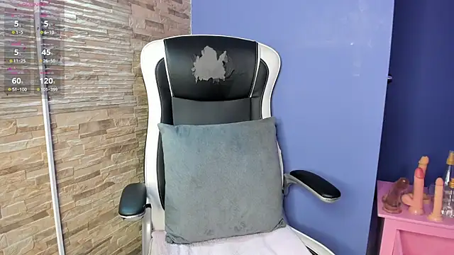 Julia roberss online show from 3, 12, 2025