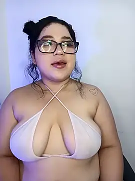 Snapshot of Sweety_chloe chatting on 27, 11, 2025 Sweety chloe online show from 27, 11, 2025