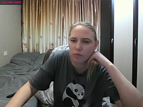 JenniDeep online show from 25, 3, 2026