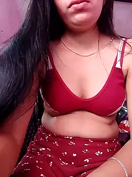 Snapshot of isha_sharma2002 chatting on 18, 11, 2025 isha sharma2002 online show from 18, 11, 2025