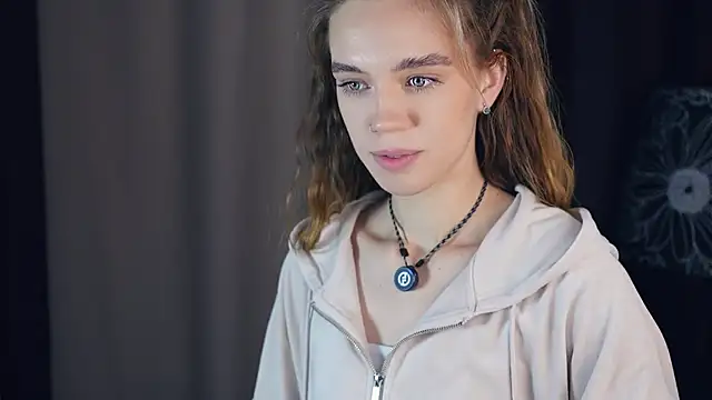 Snapshot of UteKolic chatting on 13, 11, 2025 UteKolic online show from 13, 11, 2025