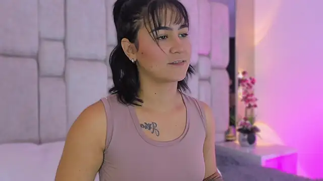 SnakeMuse online show from 30, 11, 2025