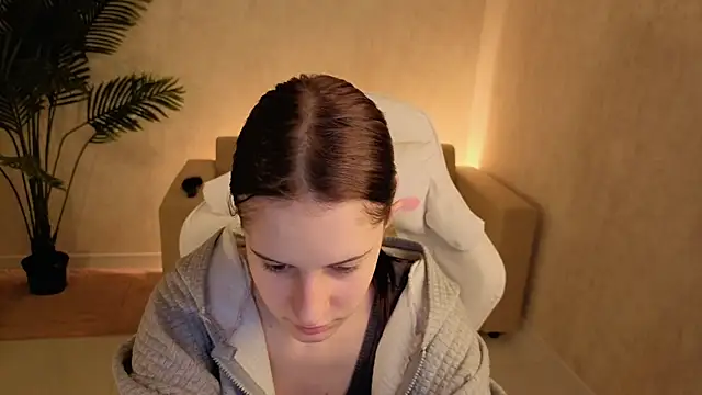 StacyTorres online show from 14, 11, 2025