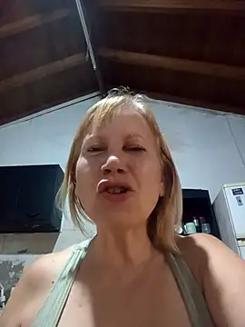 SexyMilf1211 online show from 28, 3, 2026