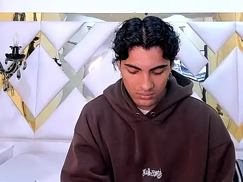 MattFiore online show from 16, 12, 2025