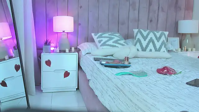 Valentino moretti online show from 20, 2, 2026