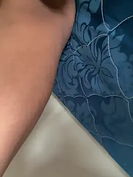 Snapshot of black-1406 chatting on 1, 2, 2026 black-1406 online show from 1, 2, 2026