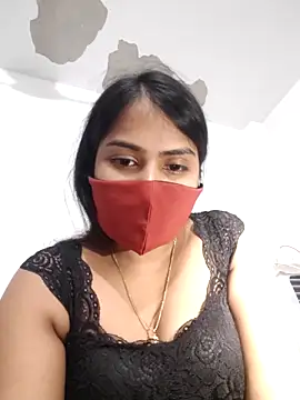 Snapshot of Red_Love_1 chatting on 17, 12, 2025 Red Love 1 online show from 17, 12, 2025