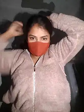 Snapshot of Red_Love_1 chatting on 19, 12, 2025 Red Love 1 online show from 19, 12, 2025