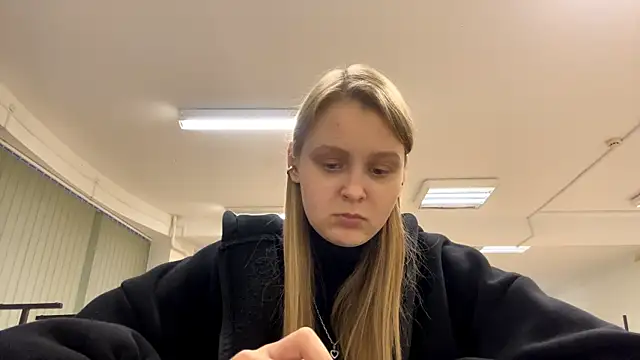 Snapshot of PaulitaSolow chatting on 26, 11, 2025 PaulitaSolow online show from 26, 11, 2025