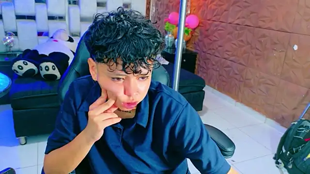 Snapshot of lunabustygirl chatting on 17, 1, 2026 lunabustygirl online show from 17, 1, 2026