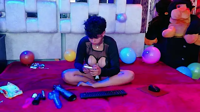 Snapshot of lunabustygirl chatting on 3, 2, 2026 lunabustygirl online show from 3, 2, 2026