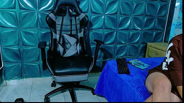 Snapshot of lunabustygirl chatting on 21, 2, 2026 lunabustygirl online show from 21, 2, 2026