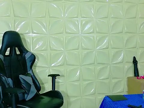 Snapshot of lunabustygirl chatting on 26, 2, 2026 lunabustygirl online show from 26, 2, 2026