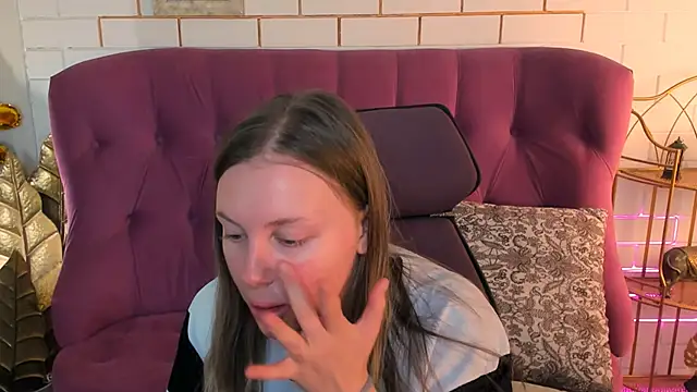 SandraLindsey online show from 29, 11, 2025