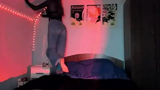 tinyglow online show from 5, 3, 2026