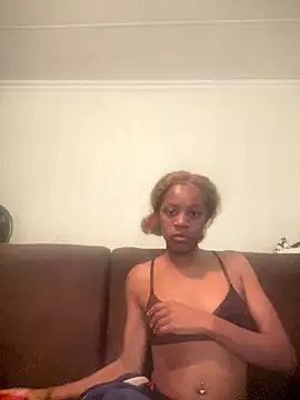 Snapshot of OXY_1 chatting on 18, 11, 2025 OXY 1 online show from 18, 11, 2025