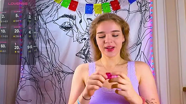 Snapshot of _EricaWinterr_ chatting on 15, 12, 2025 EricaWinterr online show from 15, 12, 2025