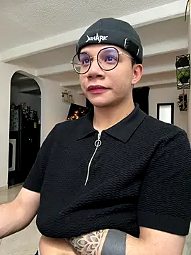 Snapshot of MarcoKostov chatting on 22, 11, 2025 MarcoKostov online show from 22, 11, 2025