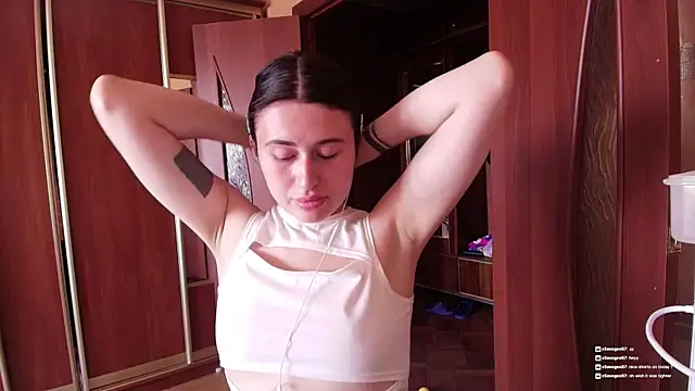 KristinaScott online show from 17, 4, 2026