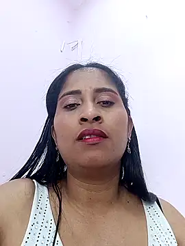 Snapshot of CarolinaNavas33 chatting on 26, 3, 2026 CarolinaNavas33 online show from 26, 3, 2026