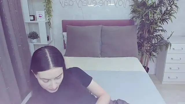 Snapshot of YOURTeacher_ chatting on 16, 11, 2025 YOURTeacher online show from 16, 11, 2025