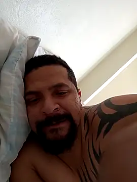 Snapshot of BuskedFester chatting on 30, 11, 2025 BuskedFester online show from 30, 11, 2025