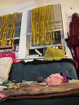 Motherbigbus online show from 4, 2, 2026