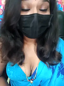 Snapshot of Premalatha_28 chatting on 5, 5, 2026 Premalatha 28 online show from 5, 5, 2026