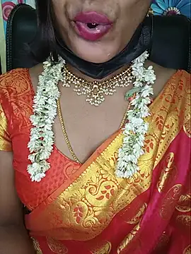 Snapshot of Premalatha_28 chatting on 21, 5, 2026 Premalatha 28 online show from 21, 5, 2026