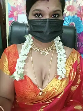 Snapshot of Premalatha_28 chatting on 21, 5, 2026 Premalatha 28 online show from 21, 5, 2026