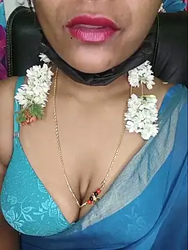 Snapshot of Premalatha_28 chatting on 23, 5, 2026 Premalatha 28 online show from 23, 5, 2026