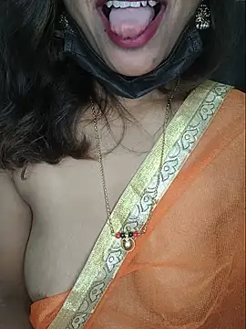 Snapshot of Premalatha_28 chatting on 28, 5, 2026 Premalatha 28 online show from 28, 5, 2026