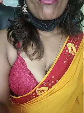 Snapshot of Premalatha_28 chatting on 29, 5, 2026 Premalatha 28 online show from 29, 5, 2026