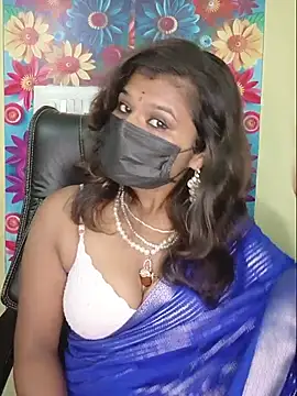 Snapshot of Premalatha_28 chatting on 6, 6, 2026 Premalatha 28 online show from 6, 6, 2026